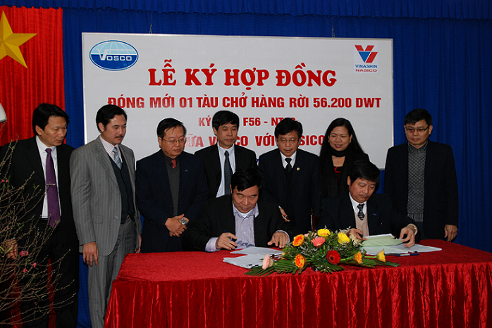 VOSCO ký Hợp đồng đóng mới tàu hàng rời 56.200 DWT